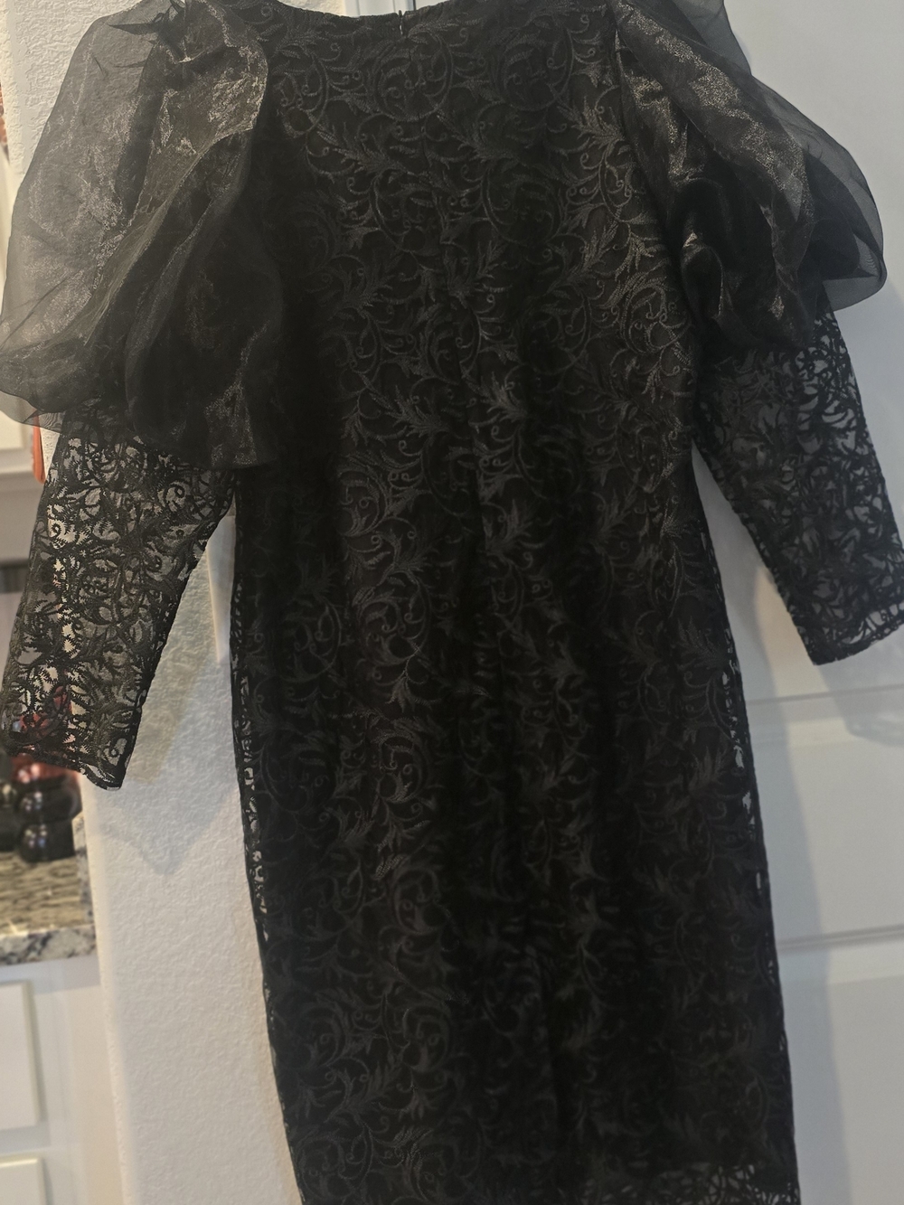 Black Lace Puff-Sleeve Long Sleeve Dress - Picture 2 of 5